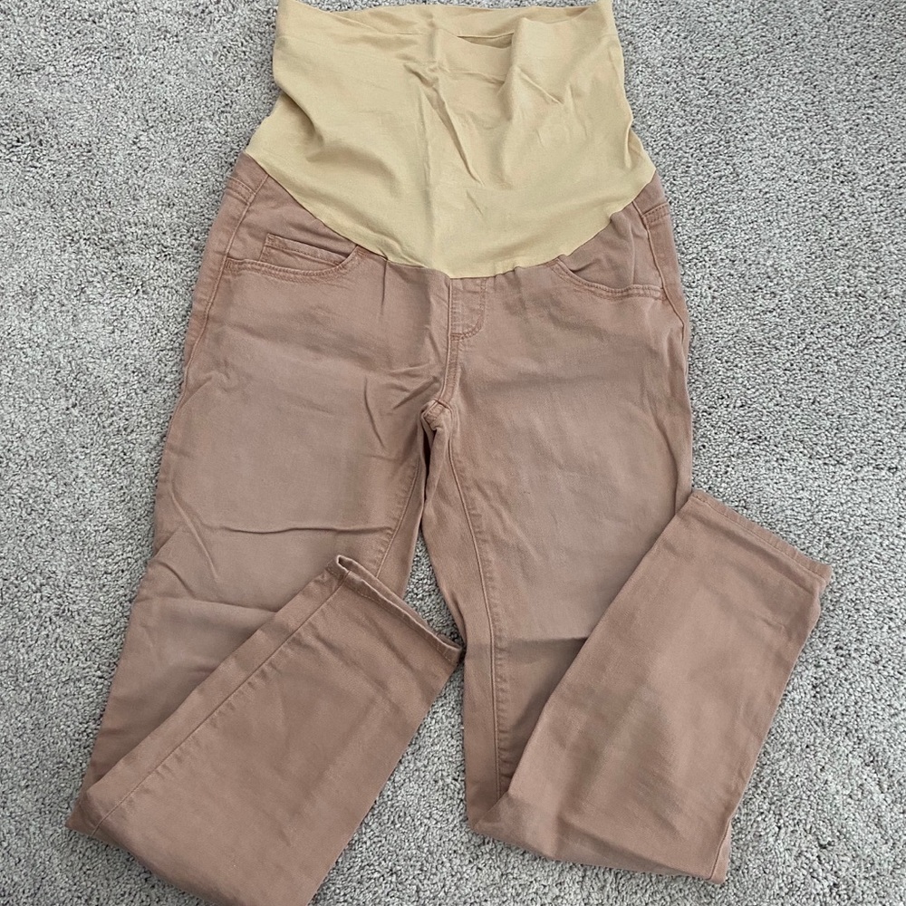 A:Glow size 2 maternity crop pants
